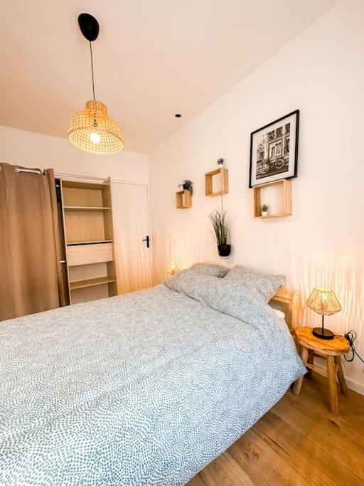 Nouveau ** Le Raffine Au Coeur De Guingamp ** Parking Экстерьер фото